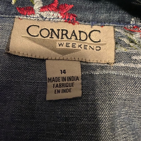 Embroidered Denim Jacket with Floral Design - Picture 2 of 8